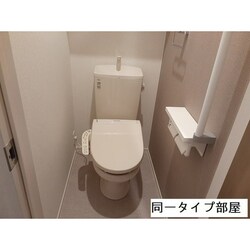 アザレアＷｅｓｔの物件内観写真